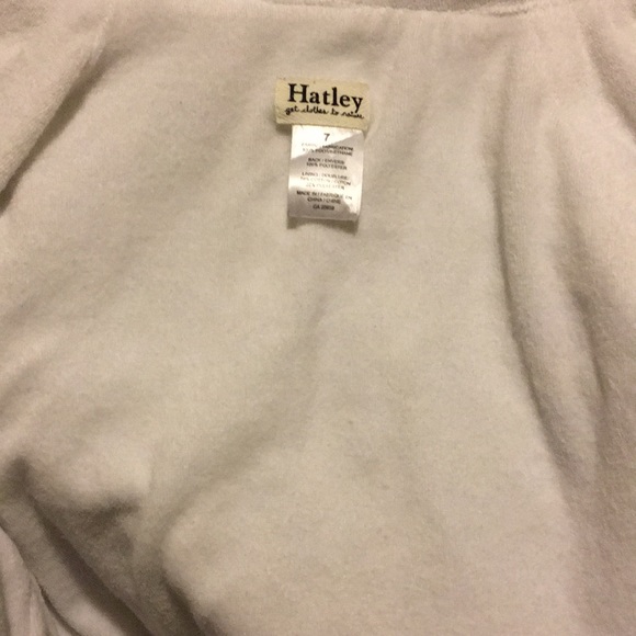 Rain coat with dogs playing. - Picture 6 of 8